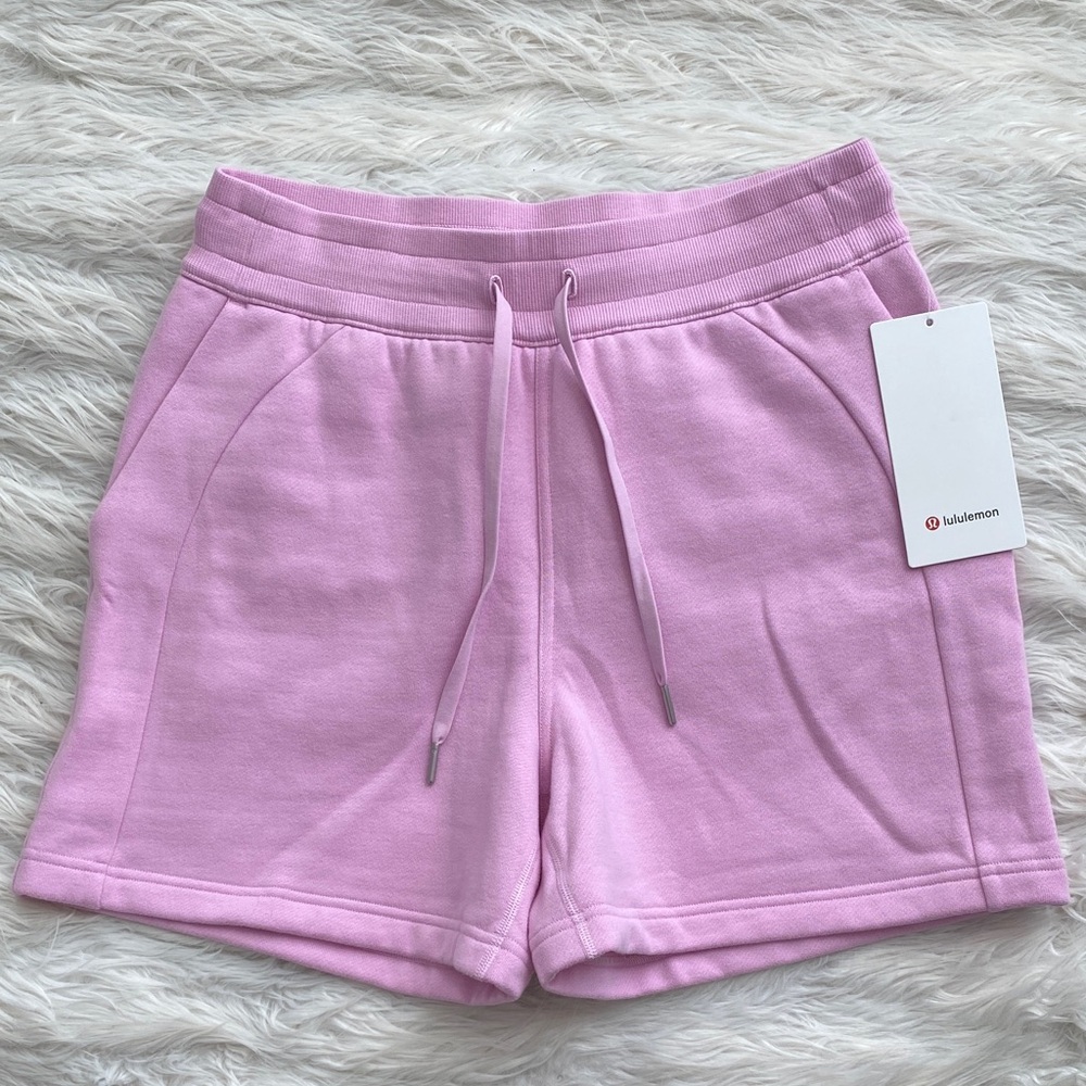 Lululemon | Scuba High Rise Short 5”
